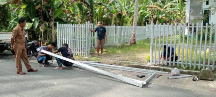 Album : KEGIATAN PEKERJAAN PAGAR POLINDES